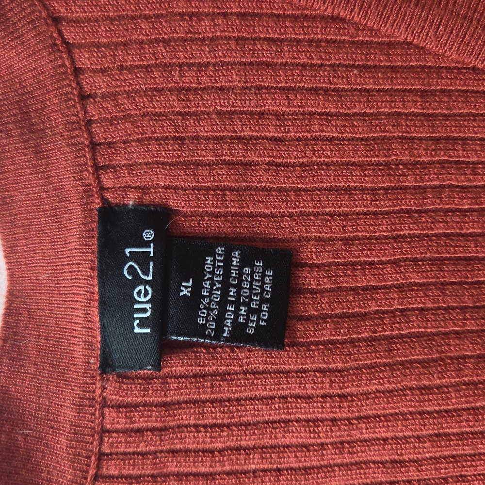 rue21 Rust Ribbed Knit Top - Picture 2 of 8